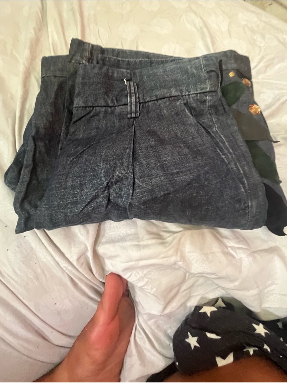 Woman’s Dark Blue Denim Jeans